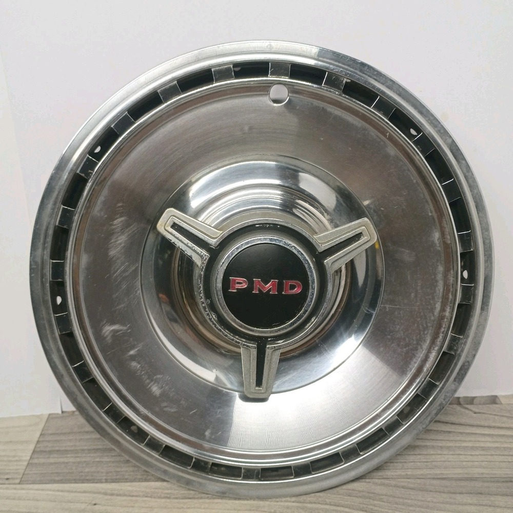 1967 Pontiac Bonneville Star Chief Hub‎ Cap Wheel Cover Vintage Wall Hang Garage
